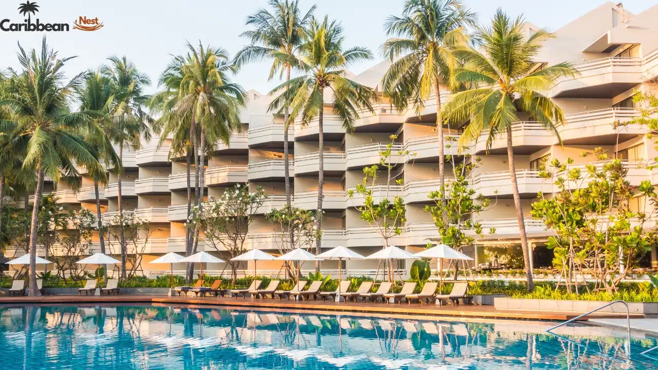 nearby-restaurants-and-accommodations-boca-catalina