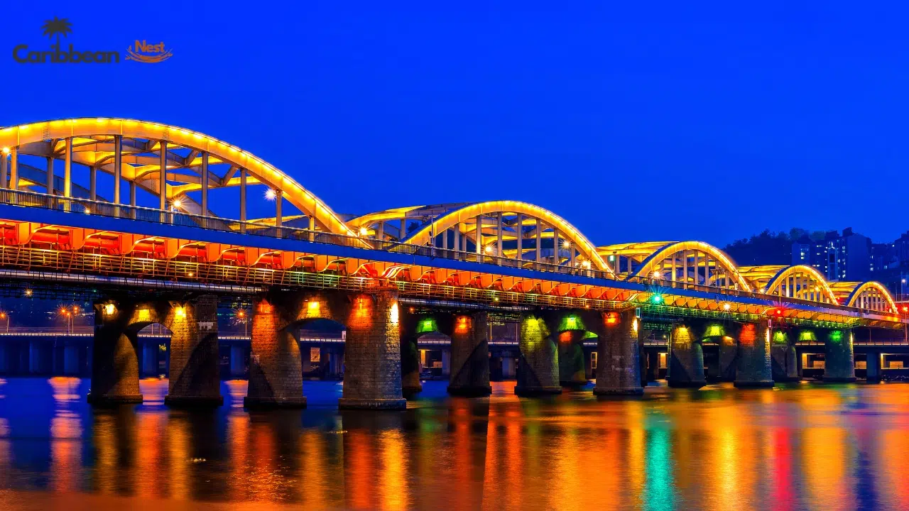 9 Free Things to Do in Curaçao for Budget Travelers 4 walk-across-the-queen-emma-floating-bridge